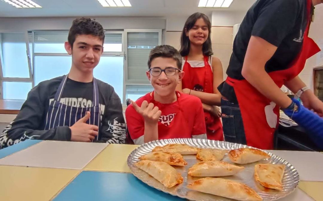 Enpanadillak prestatzen ditugu